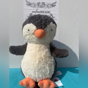 AUTHENTIC‼️ NWT Jellycat medium peanut penguin 9" - With Dust Bag